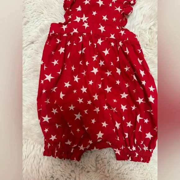 Baby Gap 3-6 months red with white stars romper - Picture 3 of 8